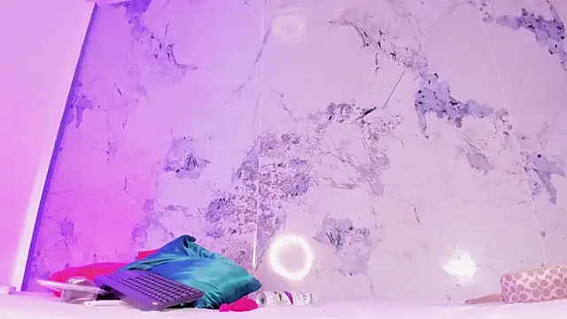 Kim Baker1 online show from October 7, 8:17 pm