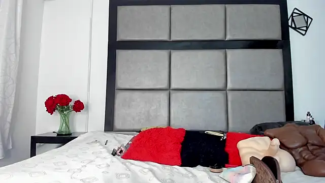 AmbarthSmiith2 online show from December 18, 2:01 pm