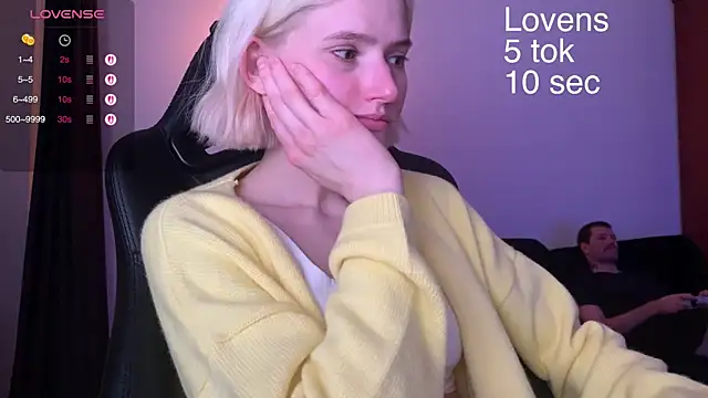 Sexy Sweets online show from September 13, 10:20 pm