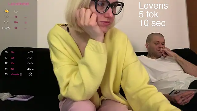 Sexy Sweets online show from October 15, 10:32 pm