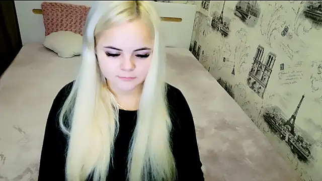 Snapshot of lovely-eyes chatting on November 1, 4:20 pm lovely-eyes online show from November 1, 4:20 pm