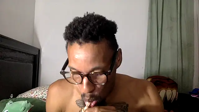 KingDerRico online show from September 15, 1:05 am