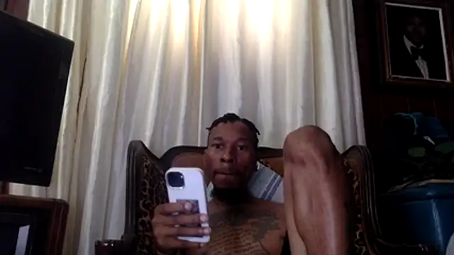 KingDerRico online show from November 3, 4:19 pm