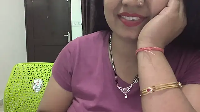 Snapshot of Gulaboo_bhabi chatting on February 24, 3:31 pm Gulaboo bhabi online show from February 24, 3:31 pm