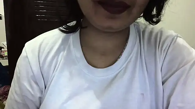 Snapshot of Gulaboo_bhabi chatting on March 3, 1:53 pm Gulaboo bhabi online show from March 3, 1:53 pm