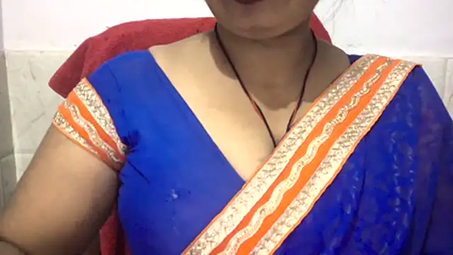 Gulaboo bhabi online show from March 30, 9:38 pm