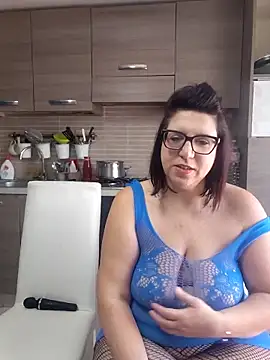 carolyne2023 online show from February 1, 9:08 am