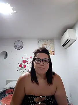 carolyne2023 online show from July 31, 8:14 am