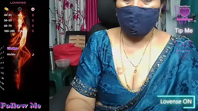 Snapshot of Rani_Darling_99 chatting on April 15, 4:03 pm Rani Darling 99 online show from April 15, 4:03 pm