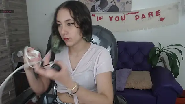 Snapshot of xlunna chatting on December 20, 7:39 pm xlunna online show from December 20, 7:39 pm
