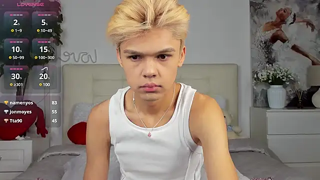 Felix Rey online show from February 13, 3:39 am