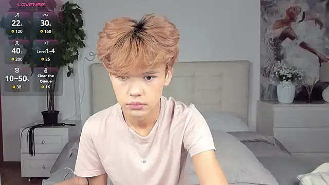 Felix Rey online show from September 28, 4:12 pm