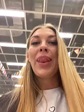 Snapshot of Sweet___Emily chatting on November 21, 12:37 pm Sweet Emily online show from November 21, 12:37 pm