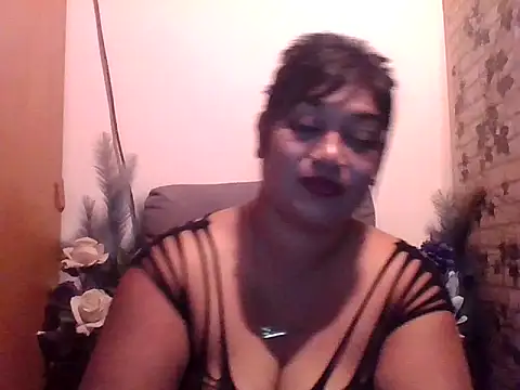 Snapshot of sexysam1985 chatting on June 24, 6:34 am sexysam1985 online show from June 24, 6:34 am