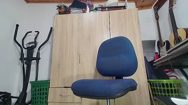 Snapshot of RustyGray chatting on November 13, 3:55 pm RustyGray online show from November 13, 3:55 pm