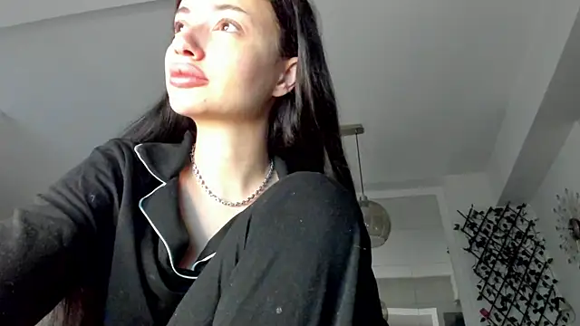 Snapshot of IreneVON chatting on December 31, 4:49 am IreneVON online show from December 31, 4:49 am