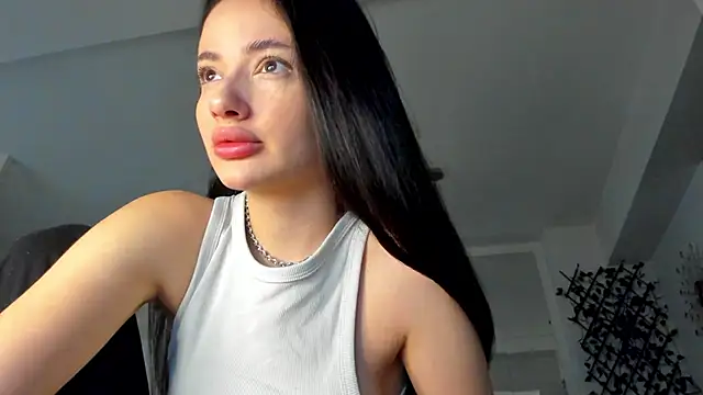 Snapshot of IreneVON chatting on January 23, 5:13 am IreneVON online show from January 23, 5:13 am