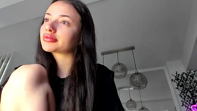 Snapshot of IreneVON chatting on March 11, 5:38 am IreneVON online show from March 11, 5:38 am