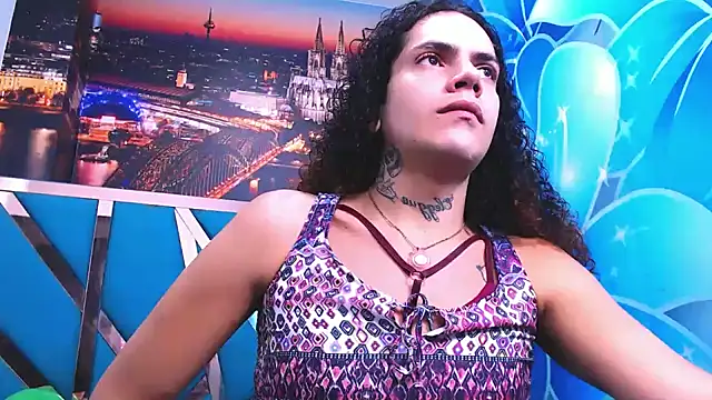 Snapshot of aleja_mistress_ chatting on December 20, 7:39 pm aleja mistress online show from December 20, 7:39 pm