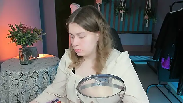 FioraMarmoris online show from March 2, 11:18 am