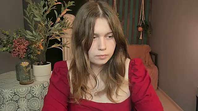 FioraMarmoris online show from December 4, 1:09 pm