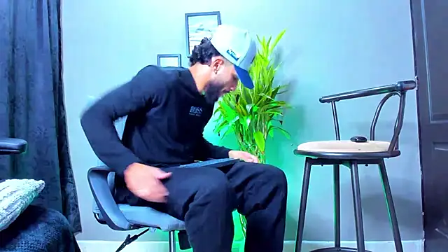 Damian 022 online show from October 24, 2:13 pm