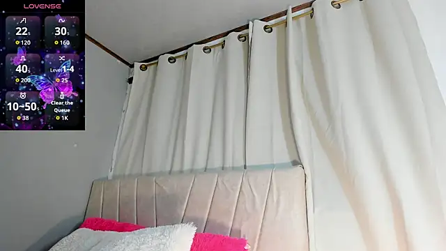 Snapshot of angeli_sexi chatting on September 10, 10:43 pm angeli sexi online show from September 10, 10:43 pm