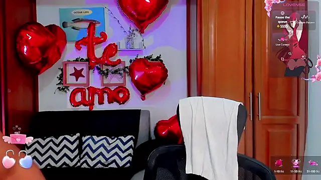 Snapshot of doris_cruz chatting on March 6, 1:14 pm doris cruz online show from March 6, 1:14 pm