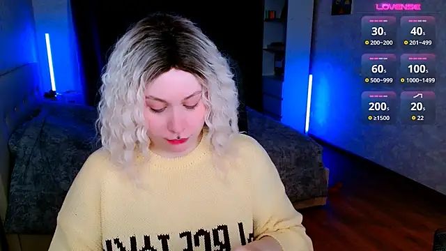 Blueberry-baby online show from November 24, 5:23 pm