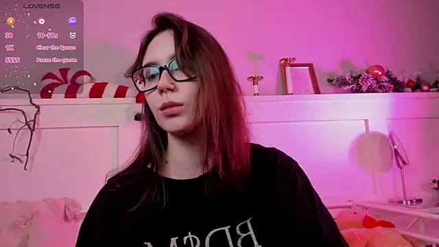 Snapshot of UnaMedison chatting on December 24, 1:17 pm UnaMedison online show from December 24, 1:17 pm