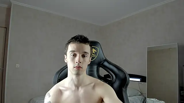 MasonWarholl online show from February 9, 8:45 pm