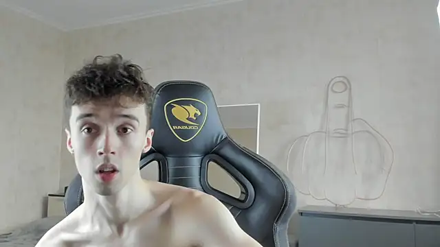 MasonWarholl online show from October 12, 1:32 pm