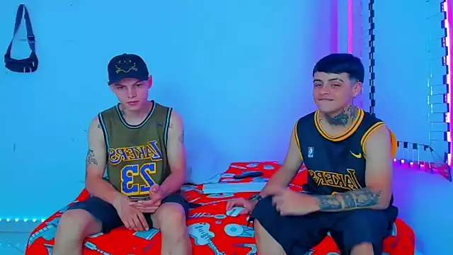 HOT boy2025 online show from December 17, 7:59 pm