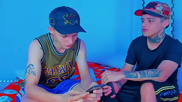 HOT boy2025 online show from December 25, 8:50 pm