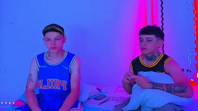 HOT boy2025 online show from January 24, 2:07 am