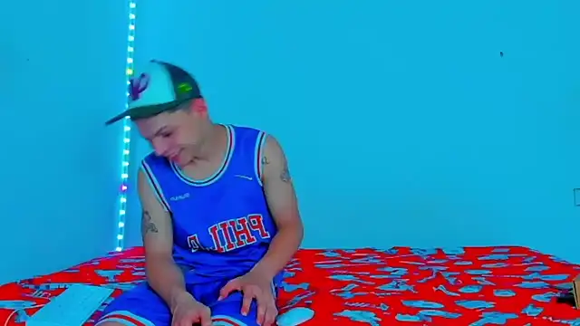 HOT boy2025 online show from March 16, 11:14 pm