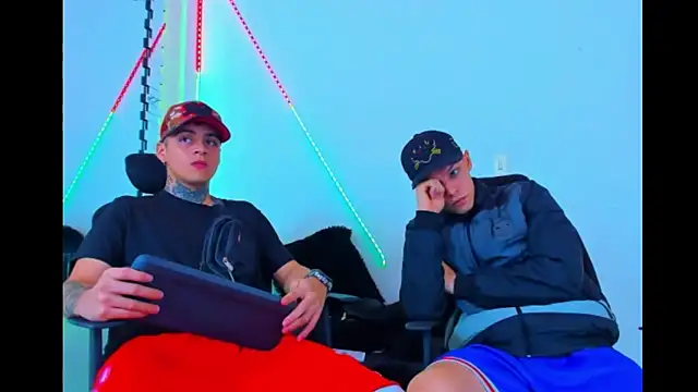 HOT boy2025 online show from September 14, 5:17 am