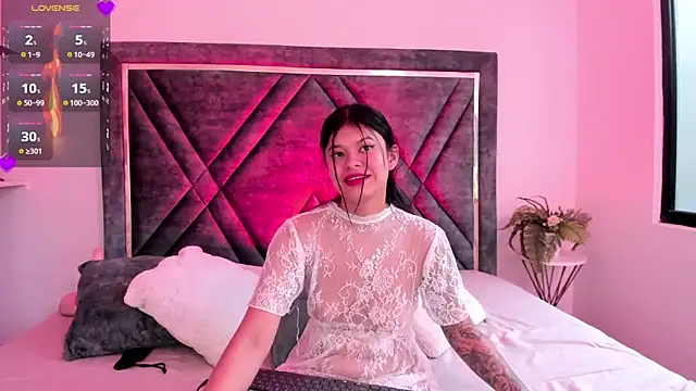 Dapnne  online show from February 19, 12:11 pm