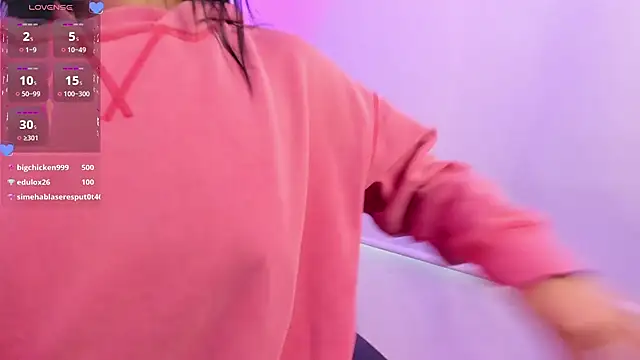 Dapnne  online show from March 10, 3:09 pm