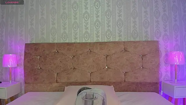 Snapshot of liaa_18 chatting on September 10, 1:38 am liaa 18 online show from September 10, 1:38 am