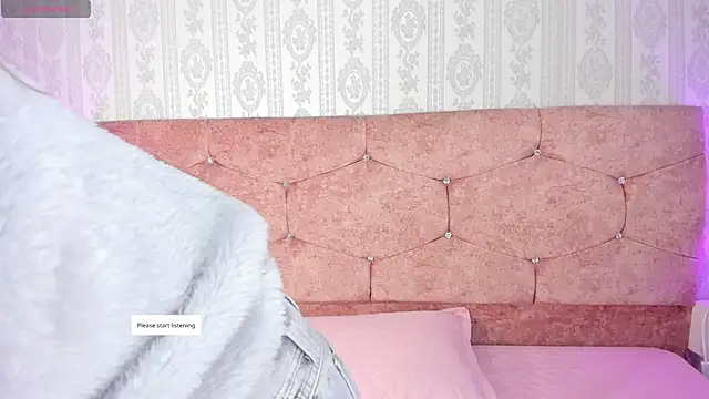 Snapshot of liaa_18 chatting on September 21, 2:35 am liaa 18 online show from September 21, 2:35 am