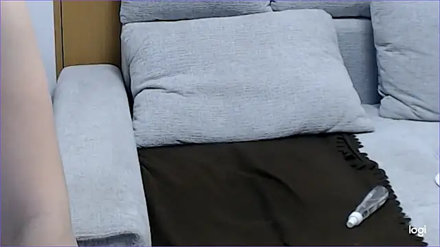 VioletaFlower7 online show from March 17, 8:39 am