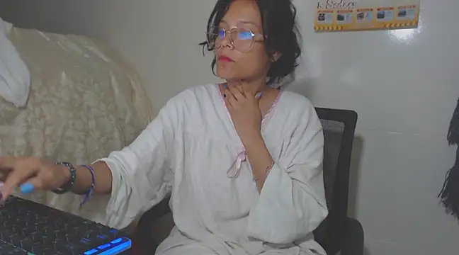 Snapshot of home_vlak chatting on March 20, 11:56 pm home vlak online show from March 20, 11:56 pm