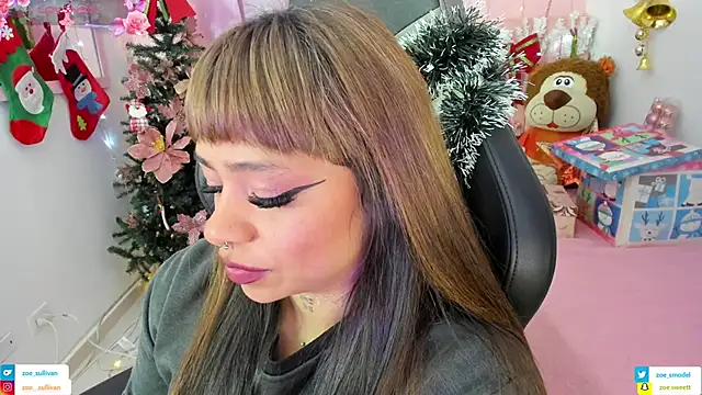 zoesullivan online show from November 26, 9:32 am