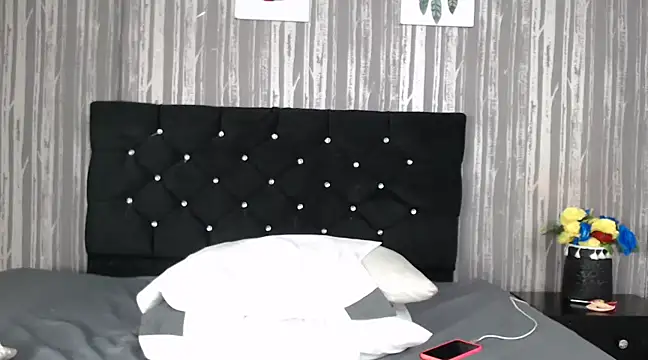Dakota Harriss online show from March 18, 9:53 pm