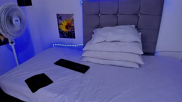 Ladysexy hot19 online show from September 24, 4:43 pm