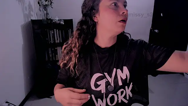 gigi stephans online show from July 30, 2:10 am