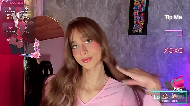 Snapshot of Mara_friendboy699 chatting on December 18, 8:04 pm Mara friendboy699 online show from December 18, 8:04 pm