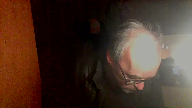 nice6incs online show from December 16, 11:10 pm