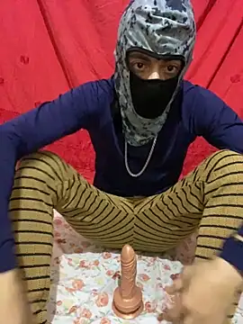 Snapshot of Rafik88xx chatting on December 1, 10:26 pm Rafik88xx online show from December 1, 10:26 pm